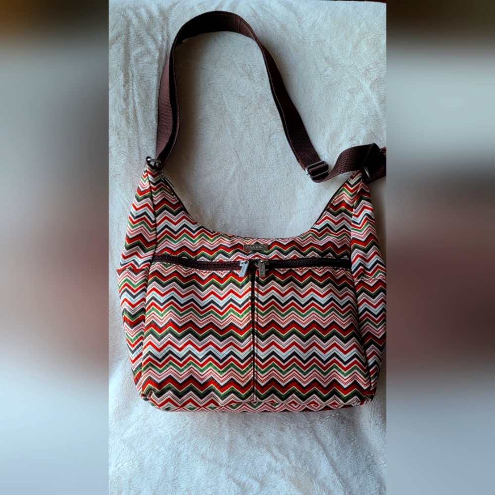 Baggallini Large Halfmoon Hobo Bag in Excellent Condition!